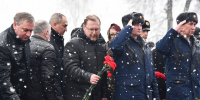 Участие в памятном мероприятии, посвященном 25-й годовщине подвига воинов-десантников 6-й роты. - Областной суд
