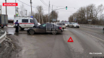 Женщина и двое детей пострадали в результате лобового столкновения автомобилей в Псковском районе