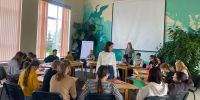 Курсанты помогли воспитанникам Детской деревни SOS-Псков изготовить открытки - Pln-Pskov.Ru