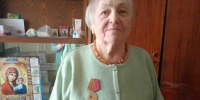 Медали в честь 80-летия Победы вручили великолукским ветеранам - InformPskov.Ru