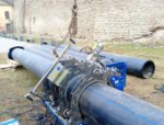 Горводоканал ликвидирует последствия утечки из системы водоснабжения на набережной реки Великой в Пскове