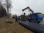 Горводоканал ликвидирует последствия утечки из системы водоснабжения на набережной реки Великой в Пскове