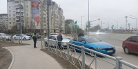 Столкновение BMW и Skoda на Рижском проспекте в Пскове попало на видео - Pln-Pskov.Ru