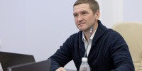Преобразования в округа расширяет возможности по развитию муниципалитетов – Владимир Кузь. Фото: пресс-служба Псковского областного Собрания депутатов - InformPskov.Ru
