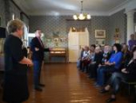 Антикварный сервиз с гербом Римских-Корсаковых передали в Псковский музей-заповедник