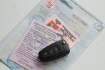 Россиянам придется иначе продлевать водительские права: подробнее о законе