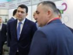Антон Алиханов и Михаил Ведерников осмотрели выставку промышленности Псковской области