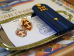 Псковских следователей поздравили с профессиональным праздником