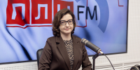 Анастасия Повторейко о принятых на минувшей сессии законопроектах и молодежной политике - Pln-Pskov.Ru