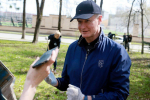 Председатель Псковского областного Собрания Александр Котов во время работы