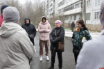 Первый выезд псковского депутата Анны Дмитриевой: проблемы дорог и дворов