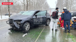 Два человека пострадали в тройном ДТП на въезде в Псков