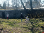 «Начни с себя»: псковичи продолжают традицию субботников