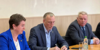 Александр Козловский взял на контроль вопрос состояния двух школ в Бежаницком округе - Единая Россия