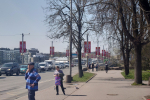 Флаги к 9 Мая украсили Ольгинский мост в Пскове