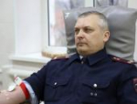 Псковские полицейские сдали кровь