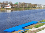На берегу Великой установили новый причальный модуль