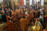 Митрополит Матфей совершил Пасхальное богослужение в кафедральном соборе Пскова