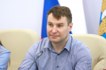 Члены молодёжных парламентов разных созывов встретились в Собрании