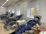 Псковские росгвардейцы приняли участие в добровольной сдаче крови