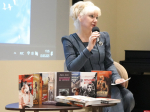 Московская писательница провела встречу с читателями историко-краеведческой библиотеки Пскова