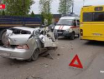 Пассажирский автобус, КамАЗ и три легковых автомобиля столкнулись на Запсковье