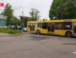 Пассажирский автобус, КамАЗ и три легковых автомобиля столкнулись на Запсковье