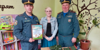 «Игрушка в добрые руки»: сотрудники МЧС России приняли участие в благотворительной акции - МЧС Псковской области