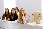 Обучение по созданию личного бренда политика и работе с нейросетями прошли члены Молодёжного парламента