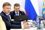 Борьбу с борщевиком и реконструкцию сельских бань обсудил экономический комитет Собрания