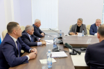 Деловой климат в регионе, ход строительства технопарка и адресные вопросы обсудили единороссы на встрече с губернатором