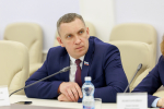 Деловой климат в регионе, ход строительства технопарка и адресные вопросы обсудили единороссы на встрече с губернатором