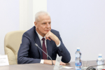 Деловой климат в регионе, ход строительства технопарка и адресные вопросы обсудили единороссы на встрече с губернатором