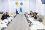Накануне ежегодного отчёта Михаил Ведерников встретился с представителями фракций областного Собрания депутатов
