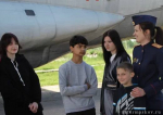 Посидеть за штурвалом самолёта смогли воспитанники псковского Центра помощи детям
