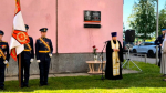 Клирик Псковской епархии совершил чин освящения Мемориальной доски Герою России гвардии майору Павлу Горбоконенко