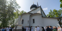 Тысячи ценителей пушкинской поэзии и русской культуры объединил праздник в Михайловском - Правительство Псковской области