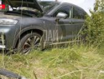 Автомобиль съехал в кювет в Невельском районе