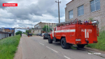 Трубопровод упал на автомобили в Великих Луках