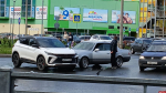 Два автомобиля столкнулись вблизи псковского ТРК «Акваполис»