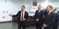 Губернатор Михаил Ведерников провел сегодня в Москве экскурсию директору службы внешней разведки Сергею Нарышкину - ГТРК Псков