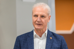 Спикер Собрания Александр Котов поздравил медицинских работников с профессиональным праздником