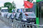 Память десантников 6-й роты почтили участники автопробега «Дорогами Победы» и депутаты Собрания