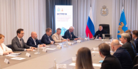 Михаил Ведерников провёл установочную встречу с наставниками программы «Герои земли Псковской» - InformPskov.Ru
