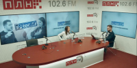 «Прессинг»: Нейросеть вместо журналиста, пилот космического корабля, мама мыла раму. ВИДЕО - Pln-Pskov.Ru