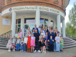 «Феврония» встретила семьи участников СВО на крыльце псковского соцфонда
