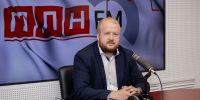 «Онлайн-брифинг» c Борисом Елкиным: День города в год 80-летия Победы. ВИДЕО - Pln-Pskov.Ru