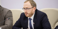 Антон Минаков: проблема здравоохранения остро стоит в Псковской области - ЛДПР
