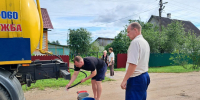 Деревню Пыталовские Хутора обеспечили питьевой водой на время восстановительных работ - Pln-Pskov.Ru