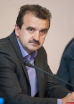 Рейтингомер: смена министра, реформа здравоохранения и разрушительный ураган